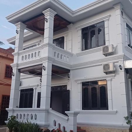 ואנג ויינג Inthavong Hotel/Guest House מראה חיצוני תמונה