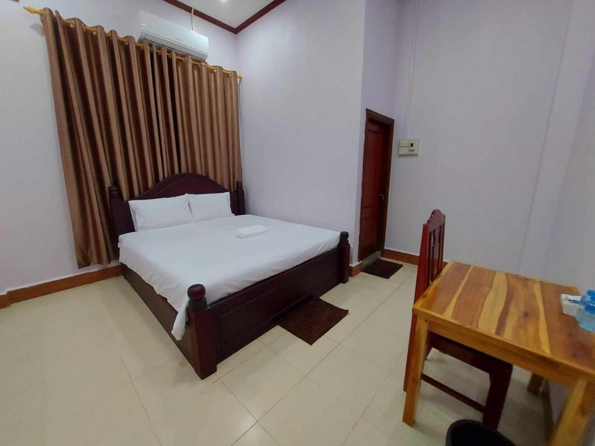 ואנג ויינג Inthavong Hotel/Guest House מראה חיצוני תמונה