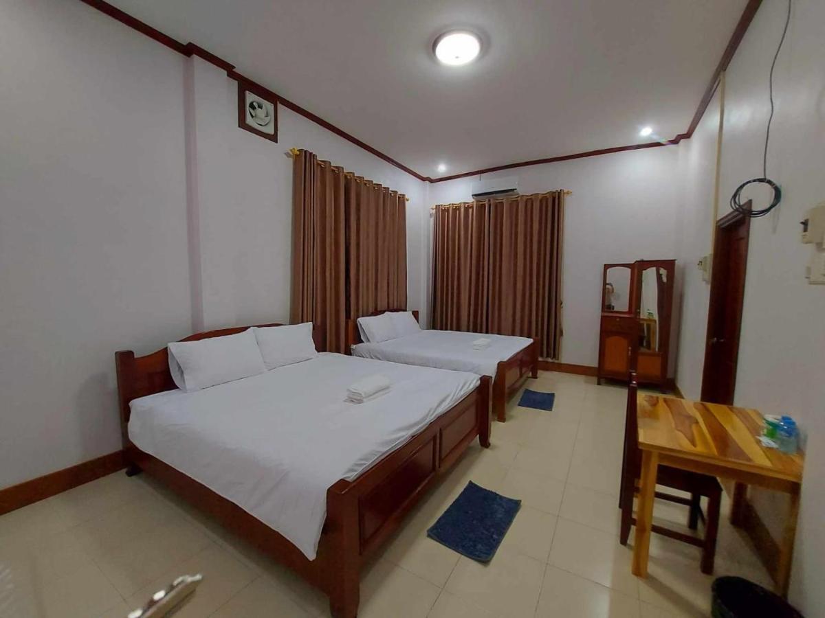 ואנג ויינג Inthavong Hotel/Guest House מראה חיצוני תמונה